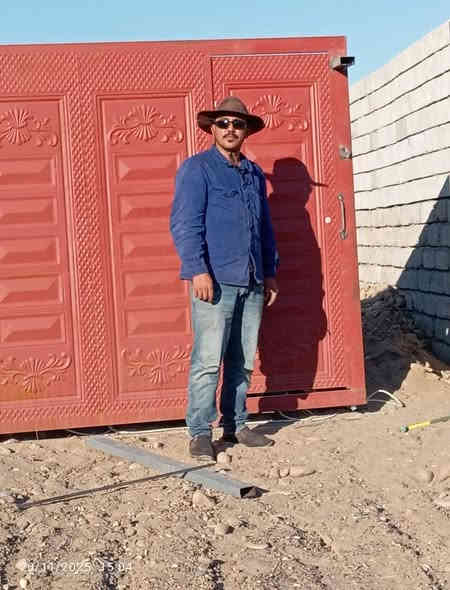 السلام عليكم حداد متنقل حداد سفري موجود عندك حديد تريد تسوي قمريه تريد تركب باب حوش سلايت تريد تسوي اعلان حاضر كلشي يخص الحداده حاضر واسعار مناسبه والله يرزق الجميع  اتصل وتدلل ***********
