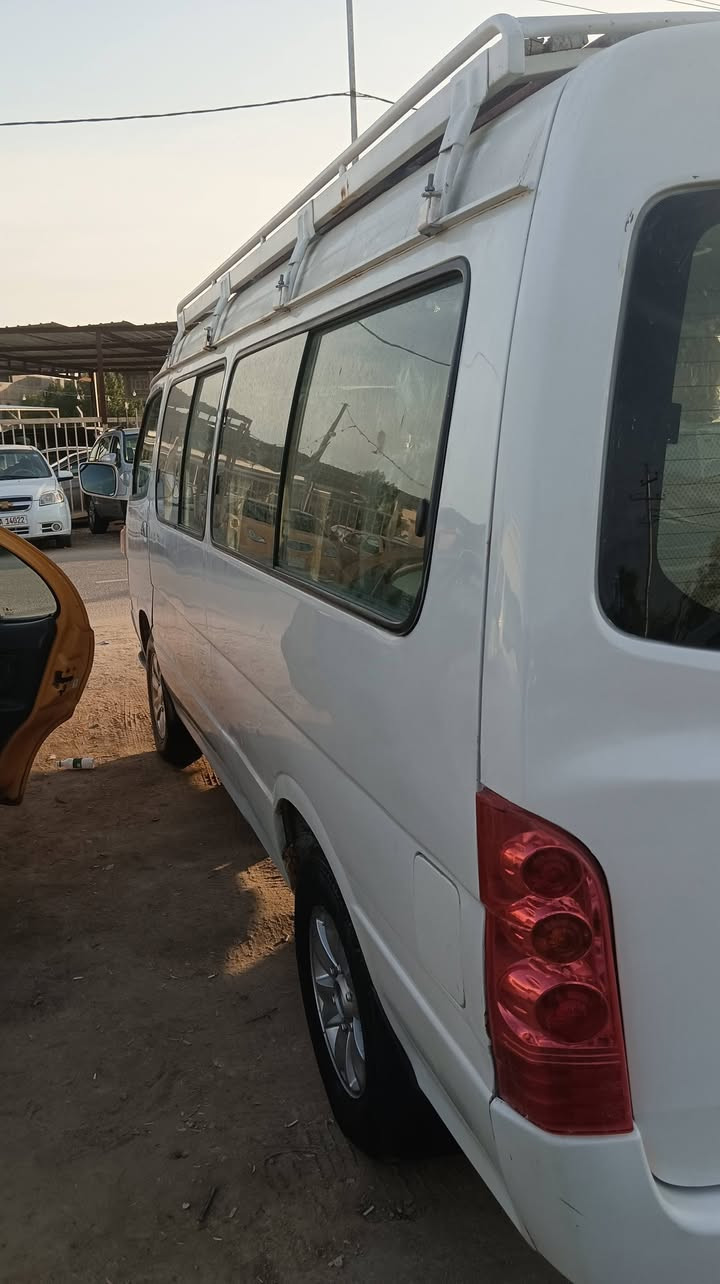 للبيع اج وان 2015
دوشمه عام تخم تاير كهربائيات كله جديد وشغال من طول للطول 

حداديه 80% 

تحويل ثاني يوم 

السعر 78

المكان كربلاء المقدسة ***********
