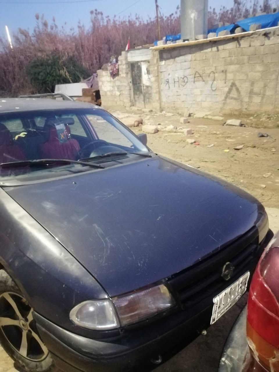 سلام عليكم
البيع سياره استره ستيشن محرك وكير شرط كاربون بيها تايرات جديد طخم جديد سياره حلوه نصيفها سياره بيه سقف واكع عليه بلوكيه وسعر 36بيه مجال شرط رقم *********** بيه وتساب
