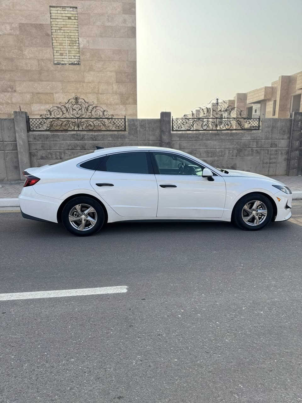 هونداي سوناتا وارد امريكي
‎الفئة:SEL. 

‎المديل ٢٠٢٠. 

‎رقم اربيل جديد 

‎السعر ١٦٥ورقة  

‎ ايرباك ابلادي ماطاك السيارة مكفوله فقط حادث امريكا . 

———————————————————

1-حجم المحرك 4 سلندر 2500 . 

عداد المسافه٦٤كيلومتر الف . 

زينون عالي ناصي آصل. . 

8-تحديد مسار. 

هندبريك بصمة كهربائي 

 
قياده ذاتيه 

- كير بيانو دكم
مكان كربلاء الاستفسار ***********
