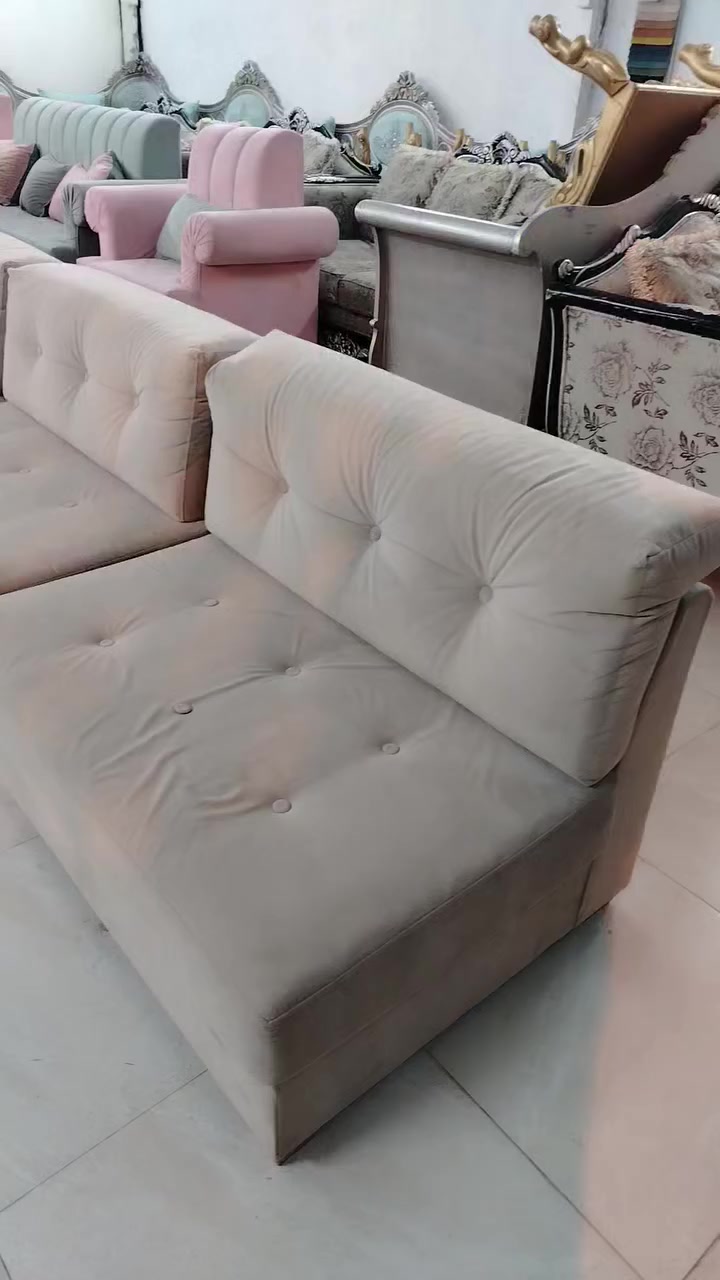 ديوان باله خليجي ١٢ متر مقعد + ضهر منفصل نضافه ٩٩٪ للاستفسار واتساب ***********
