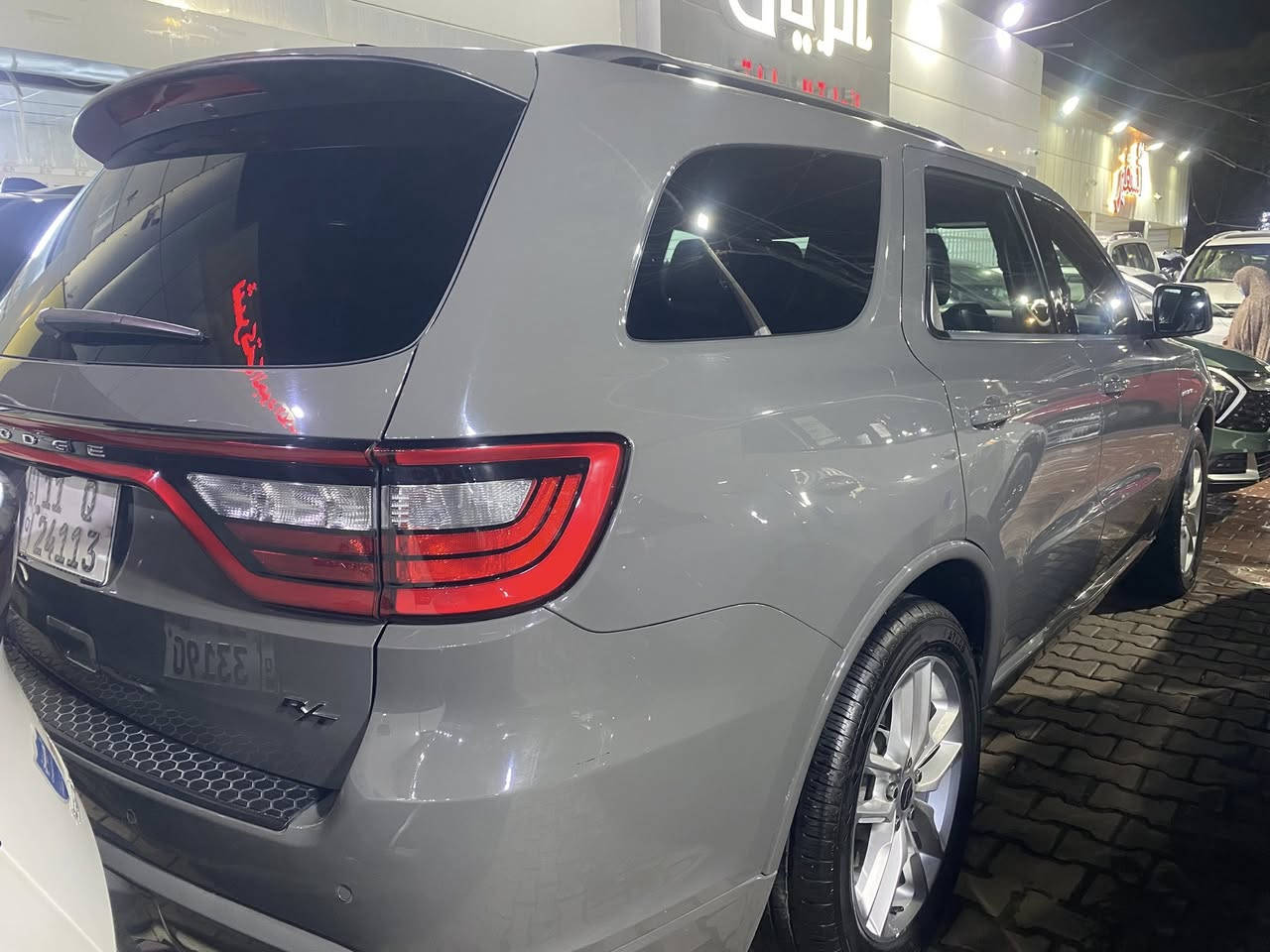 السلام عليكم 
للبيع دودج دورنكو 2023 R/T MAX محرك 5700cc لون مميز حادثها جاملغ وربع بنيد بدون شاصي بدون لغد بدون ايرباك ماشيه 71000mil مكان السياره بغداد الكريعات معرض الريان لتجارة السيارات السعر 35000$ وبيها مجال ***********
***********
