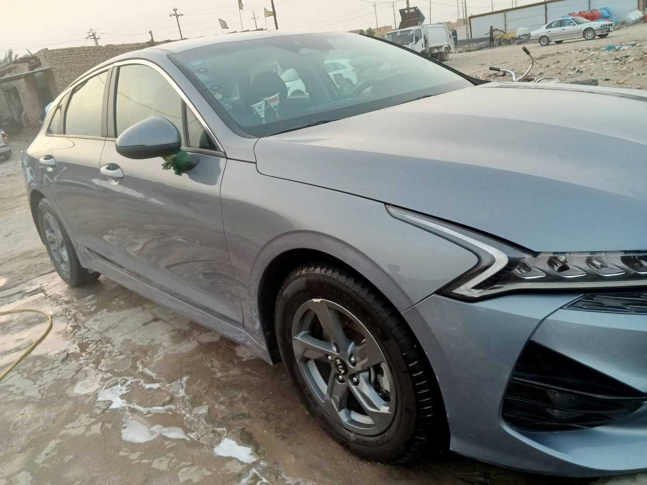 كي فايف 21 معوقين سياره جاهزه حداديه تخم تاير تبريد بدون حادث دعاميه فقط مكان السياره الناصريه *********** السعر 163 وبيه مجال
