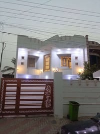 السكك المربع الذهبي • ٣٠٠م • درجة اولى