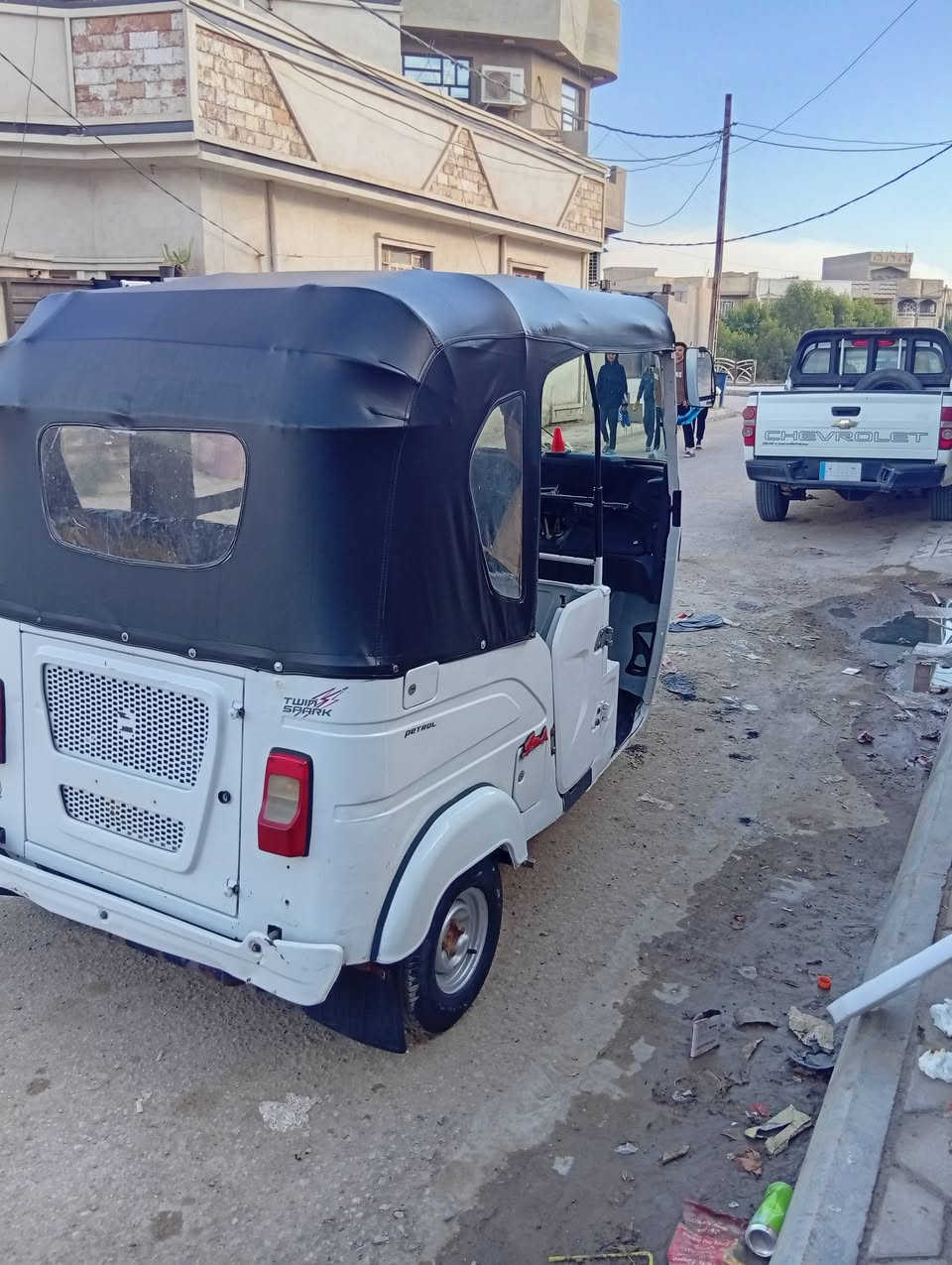 اسلام عليكم شباب تكتك موديل 2022 للبيع كفاله كشر من عده طخه يم البك لايت مكدار أربع أصابع مكينه كير أكسل مكفولات التكتك جديد رقم واسط طابه هزه مداور ثاني يوم دوشمه بردات تخم تاير باتري جديد تكتك خير من الله متصرف عليها ربع السعر 8و400 وبيها مجال لشراي يتصل هذا رقمي ***********
