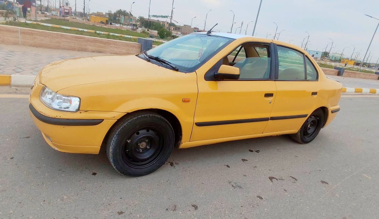 السلام عليكم اخوتي الطيبين سمند 2011للبيع رقم واسط تحويل ثاني يوم مصفره هيئه وغرامه مكينه وكير نضيفات خير من الله صدر وحداديه وتخم تاير كله جديد السعر 24وبيها مجال حك جيتك  مكاني كوت واسط حي الجهاد *********** اتصل وتدلل
