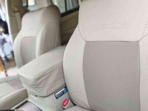 دوشمه لكزز جلد ولفت اماراتي 2016
كربلاء الحي الصناعي شارع العابد محلات سيد احمد الطالقاني 
***********
يوجد جلد مشمشي /مخمل بيجي /مخمل مشمشي 
لكل الموديلات
توصيل لكل المحافظات 
السعر 200الف
