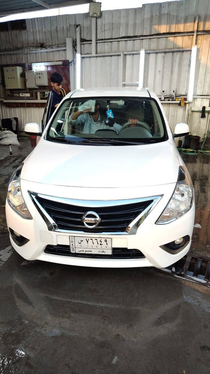 السلام عليكم🌹
نيسان صني للبيع موديل 22 مطلوبه باقي سنه وتنفك اسويلك وكاله  بيه صبغ جاملغ ايسر اثر طخه وصبغ بنيد انطخت بالبنيد ونصبغ ع كد شبر شرط الفحص كير مكينه مكفوله 
سعر 95 وبيه مجال 
مكان السياره بغداد الجديده 
رقم صاحب السياره ‭0770 357 6081‬
