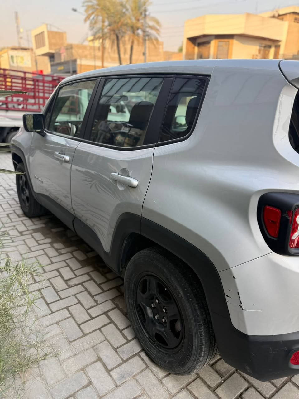 السلام عليكم
جيب رانگيت ٢٠١٩  فئه السبورت
السياره خير من الله نضيفه كلش
تبريدها ثلج 
ماشيه ٩٦ الف كيلو 
محركها ٢٤٠٠ المرغوب 
سنويتها ٢٠٢٧ يلا تسقط 
الحادث قطعه وحده صبغ فقط ⭐️
سعرها ١٣٨ وبيها مجال بسيط
رقم التواصل ***********
