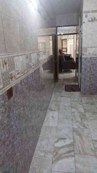 السلام عليكم بيت للبيع او الايجار
في الزعفرانيه الشيشان خلف حسينيه الامام المهدي ب اربع افرع 
المساحه ٧٥ طابو صرف نظيف 
غرفتين نوم ومطبخ مع كاونتر جاهز و هول وصحيات جوه وفوك وسطح قطعتين 
سعر البيع ٨٦ مليون بدون دلالية 
وسعر الايجار قفله ٣٥٠ الف بدون دلاليه 
الاستفسار الاتصار بالرقم *********** فقط وتساب
