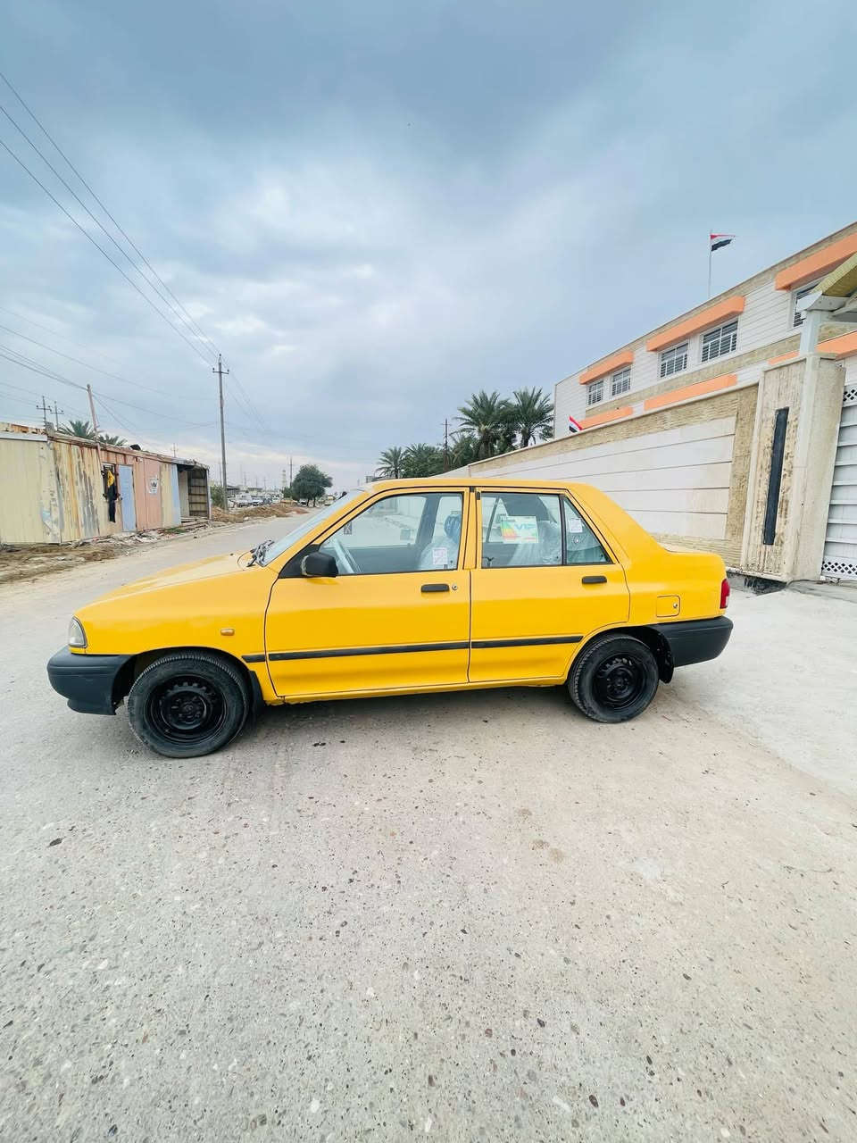 السلام عليكم 
وين اليدور جديد عندي سياره سايبا موديل 2015 سياره جديده للاخير كفاله عامه لا ضربه لا صبغ لا تبديل من عده البنيد مبدل لغود شواصي مكفوله كفاله عامه محرك كير تبريد تدفئه كله جديد وجاهز ماناقصهة كلشي صدر امامي خلفي جديد تخم تاير جديد رقم بغداد انكليزي سنويه جديده  غرفتهة جديده  يعني سياره جاهزه ماناقصهة كلشي كبل للشارع كهربائيات كلهة شغاله باتري جديد الشراي يتصل وبي خير ويدلل مكاني بغداد السعر مناسب 37 وبيهة مجال
‏‪***********‬‏
