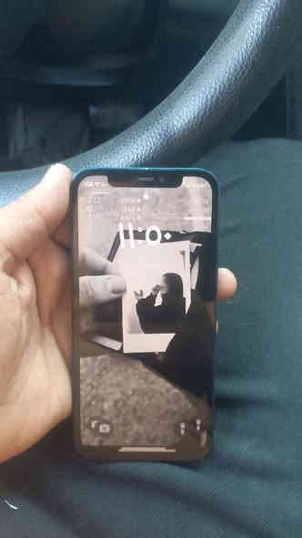 السلام عليكم 
ايفون 12 عادي ذاكرة 128 
مبدلة شاشة وكالة و بطارية تفصيخ 
سعره 250 الف 
مكاني واسط 
***********
