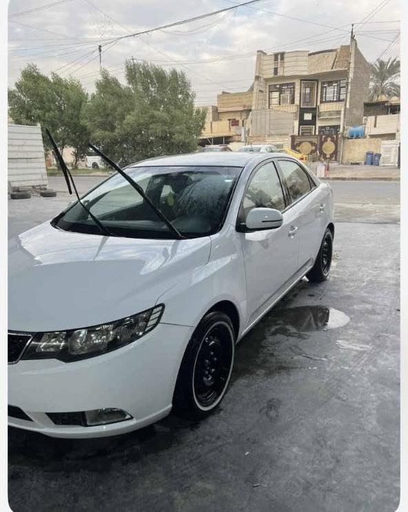 لسلام عليكم
كيا سيراتو خليجي 2011 رقم سليمانية الدولي هزه وفحص جديد بسمي  سونار ويها فقط بالهلال جملغ صبغ 
مواصفات 
مري شفط
حساس خلفي
تحكم ستيرن جهتين
بلوتوث أواكس
اشاير بالمري
براجكتور
مانع انزلاق 

Abs

 داخل أحمر

مكينه 1600دوش المرغوب بحاله جيده
كير 6 نمر 
تبريد ثلج 
تدفئة شغاله 
صدر أمامي وخلفي بحاله جيده
السياره حلوه وبدون نقص مكاني بغداد الكرخ السعر 103$مجال بسيط للاستفسار الاتصال بالرقم ***********
الشراي يتصل ويدلل للجناي فقط
