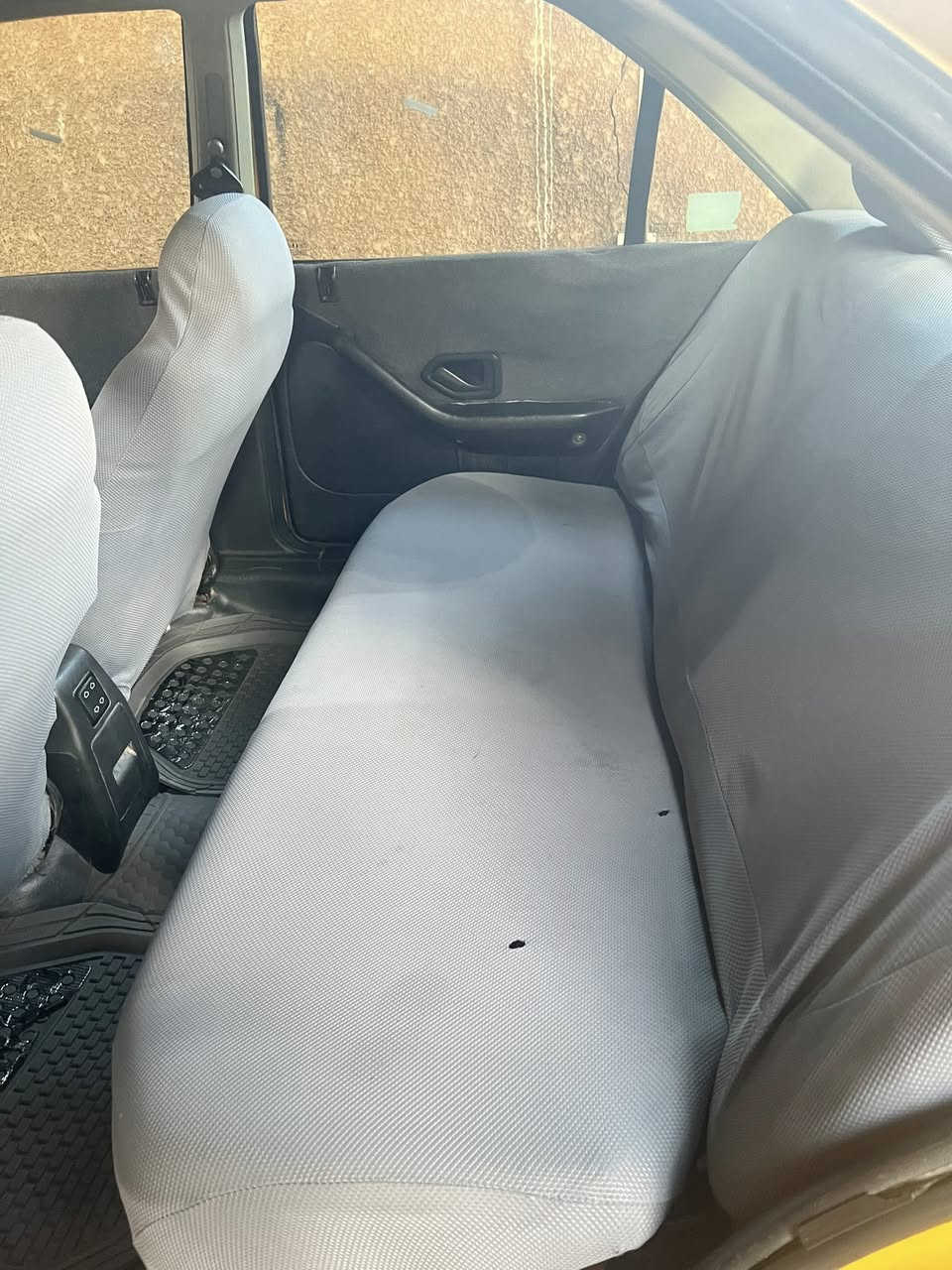 سلام عليكم سياره بيجو بارص 2015 رقم بغداد بأسمي جاهزه من كلشي ما عده الكير بيه مشكله السعر 45 ورقه وبيها مجال العنوان بغداد الزعفرانيه
الاتصال على الرقم : ***********
