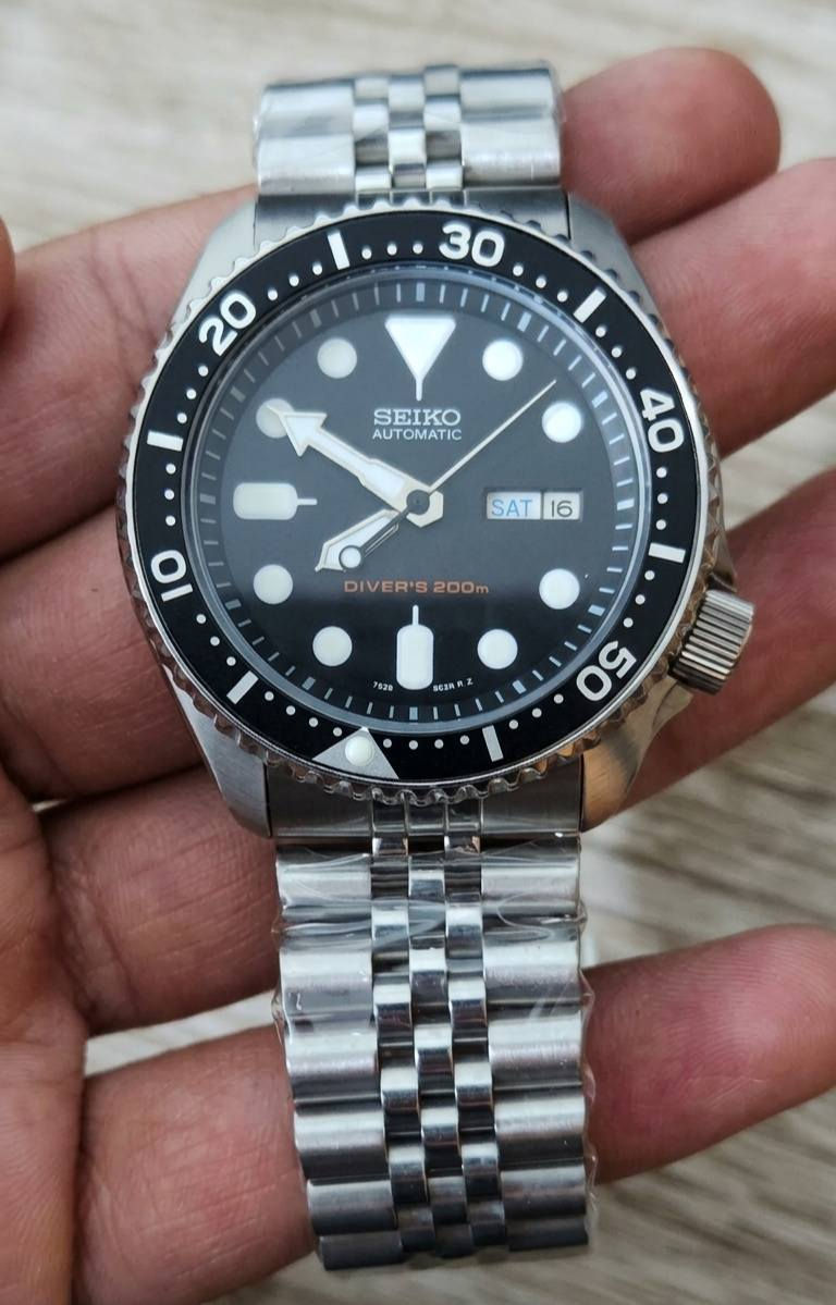 ساعات او تماتيك مكينه ياباني سعر القطعه 80_85


**إذا كنت صاحب هذا الإعلان وتريد حذفه لأي سبب، رجاءا أرسل رسالة إلى الدعم الفني**