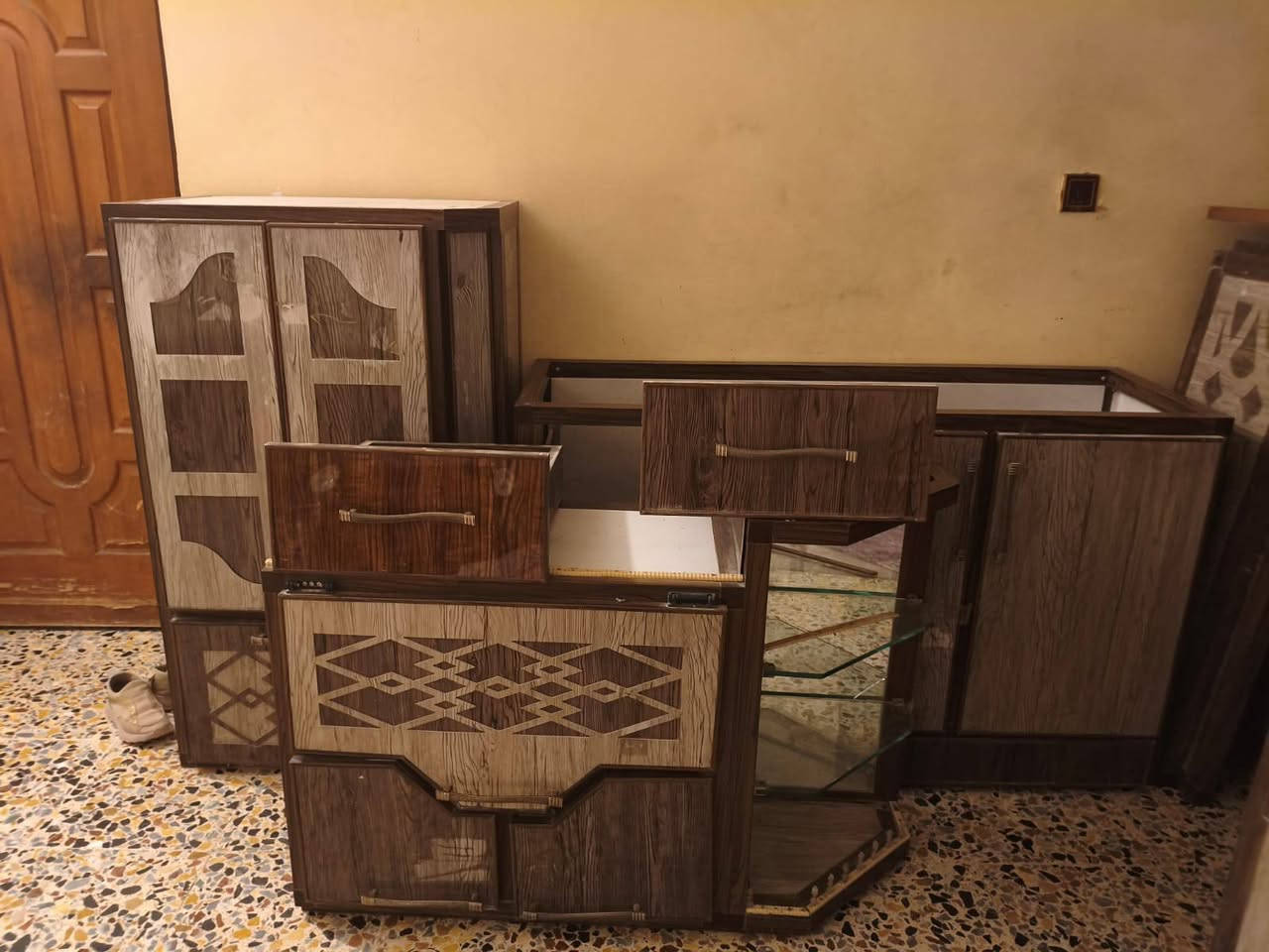 كاونتر للبيع السعر 750 وطبله وسطيه السعر 125


**إذا كنت صاحب هذا الإعلان وتريد حذفه لأي سبب، رجاءا أرسل رسالة إلى الدعم الفني**