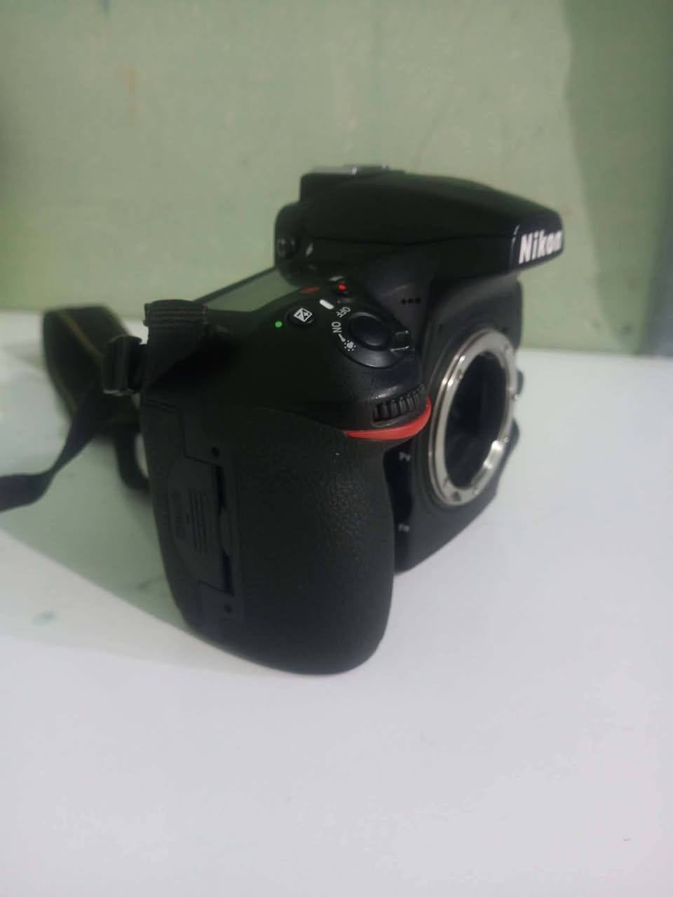 بدي نيكون 810 نضافه فول 
شترها 7 كي +بطاريه + شاحنة الاصليه + جنطه كتف


**إذا كنت صاحب هذا الإعلان وتريد حذفه لأي سبب، رجاءا أرسل رسالة إلى الدعم الفني**