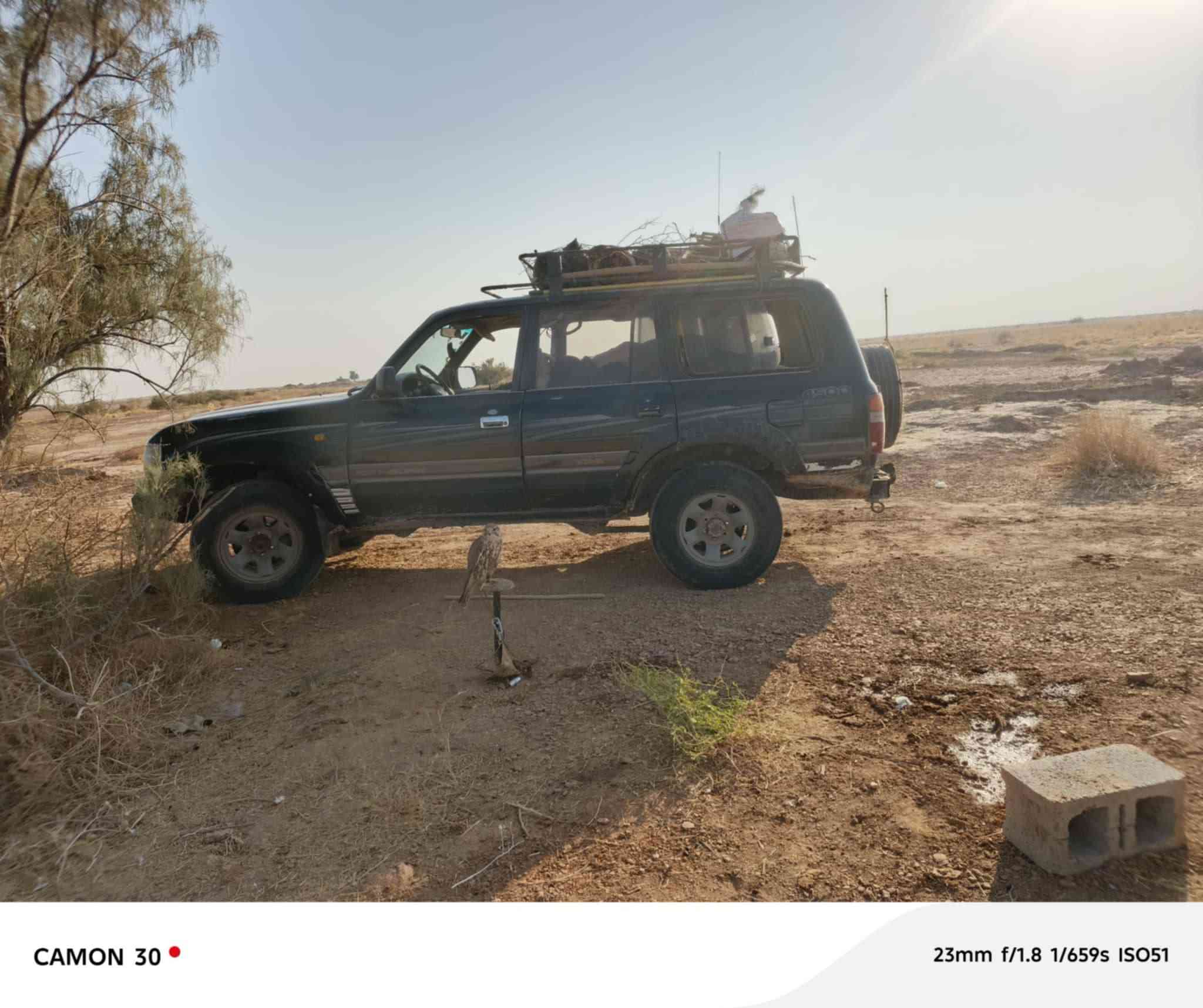 سلام عليكم  لاندكروز 1993 رقم بغداد باسمي سنويه لحد 2028
محرك 4500كابريتر  بدون بخار  
كير واكسلات مكفوله
سياره بلاديه بدون صبغ بس جارده 
مكان السياره ديالئ بعقوبه
لسعر 45$
*********** /واتساب او ماسنجر
