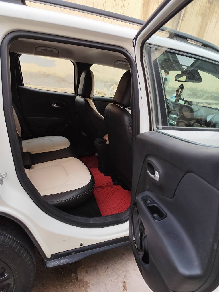 جيب رنكد 2018 للبيع
محرك 2400 
كير  أوتو 9 نمر
شاشه حجم وسط
اشاير مري 
هاند بريك اوتو كهربائي 
كشنات جلد 
كشن السايق كهربائي
تبريد تدفئه حدادية كهربائيات جاهزه ما ناقصها شي
رقم بغداد الجديد باسمي 
ماشيه 85.000 كيلو
السعر 120 ورقه وبيها مجال
حادثها بنيد ومبدل اصلي نفس اللون
ايرباكات سليمه
مكاني بابل المركز
*********** المحاويل, بابل
