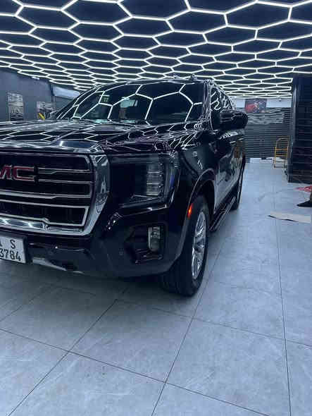 سلام عليكم للبيع 
جمسي بتره يوكن  5300 المرغوب 
سنويه وهزه جديده 
مغلفه السياره ppf

موديل 2022 
مشدود عليها ويل حجم ٢٠ العالي تخم تاير جديد

خليجي وكاله 

مكفوله من الصبغ والحادث والتبديل والبارد
عدى رصعتين كلش صغار بالجاملغ الامامي 

مواصفات SLE 

كشنات جلد 

فور ويل 

جنطه كهرباء

ثلاجه

بصمة تشغيل 

وبصمات ابواب 

‏وشاشه كبيره 

عداد دجتل 

وباقي المواصفات 

كير مكينه كفاله 

ماشيه ١٢٢ الف كيلو متر 

‏‭٠٧٧٥ ٣٥٢ ٧٩٥٢‬

مكانها بغداد البنوك او حي سومر
