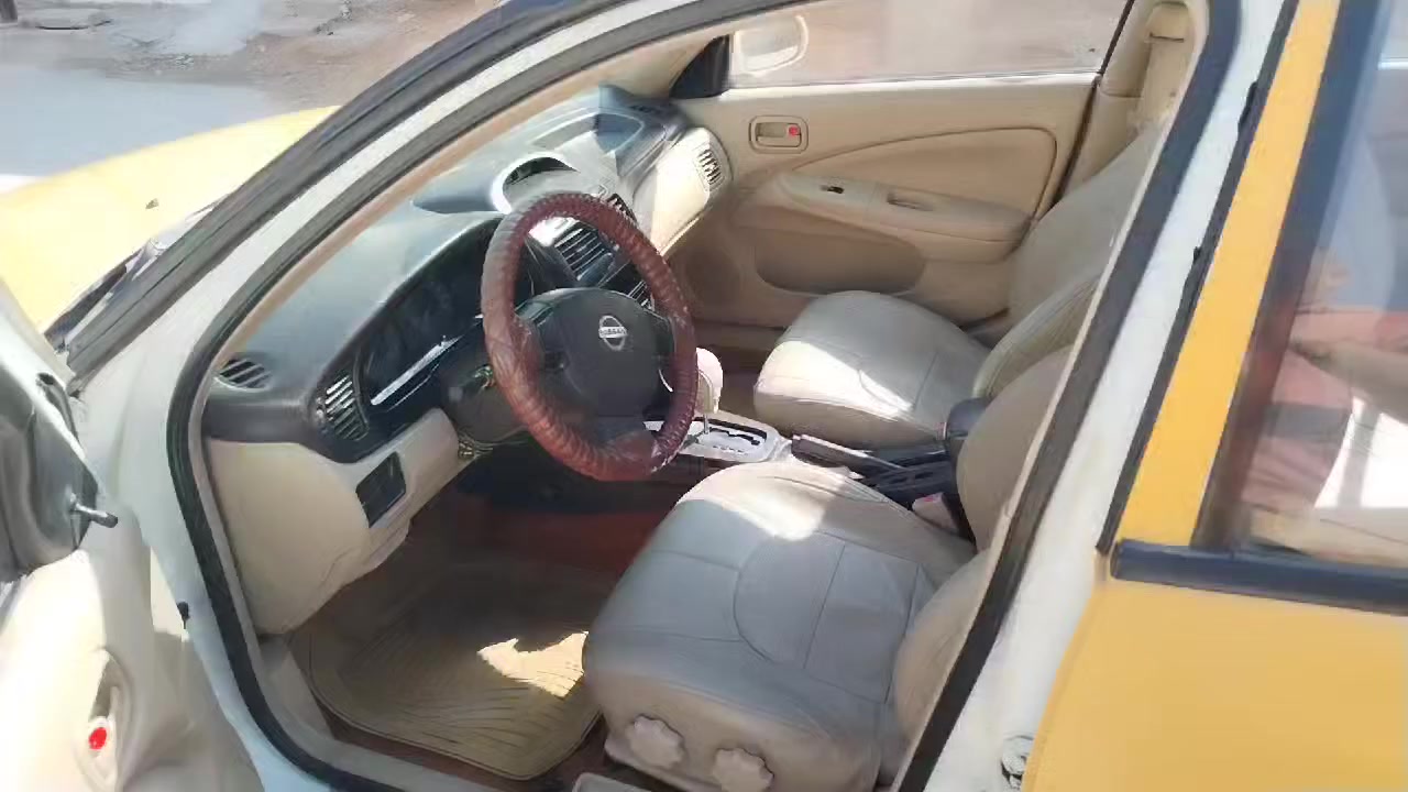 السلام عليكم نيسان سني 2013 رقم بغداد باسمي سياره تبريد تدفئه صدر امامي خلفي ما بيها اي ضربه قويه غرفه جلد كشنات حضن سياره ناعمه وخير من الله سعر 95 مكان بغداد رقم ***********
