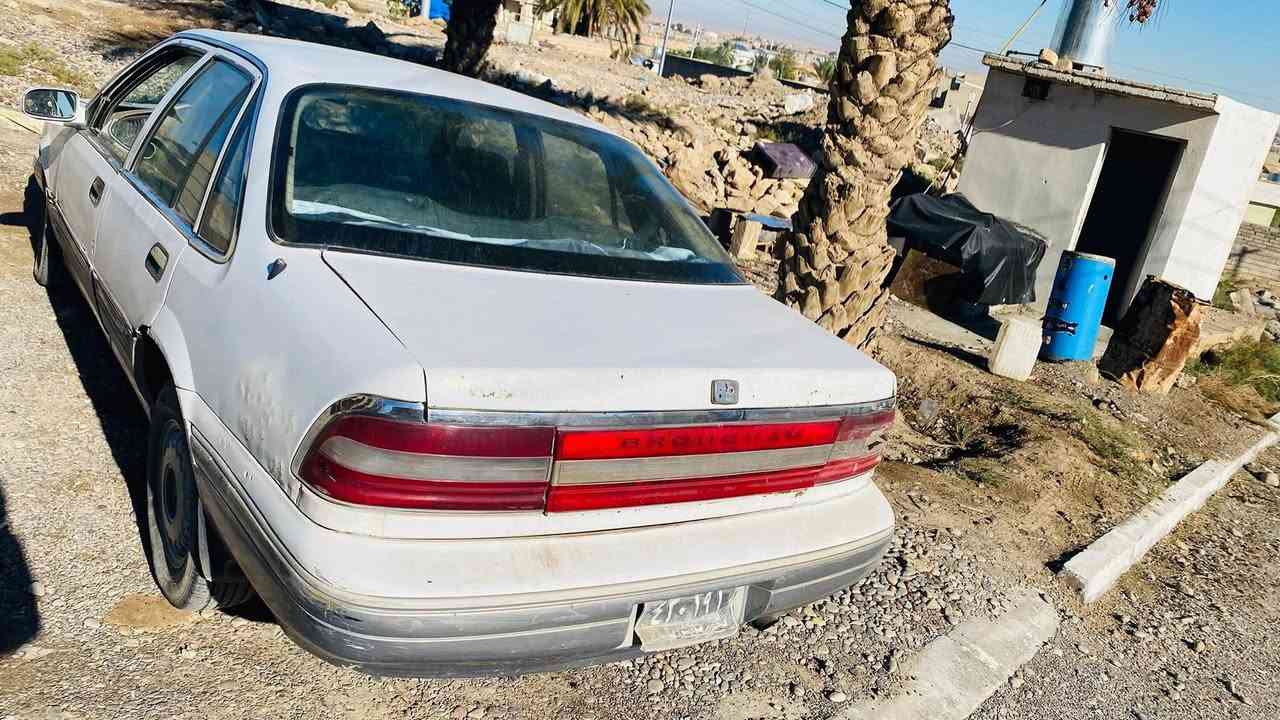 للبيع السعر 12
محرك 20 كلشي مابيها بانزين ودهن بس 
اوراقها كاملة راعيها بغداد 
***********
