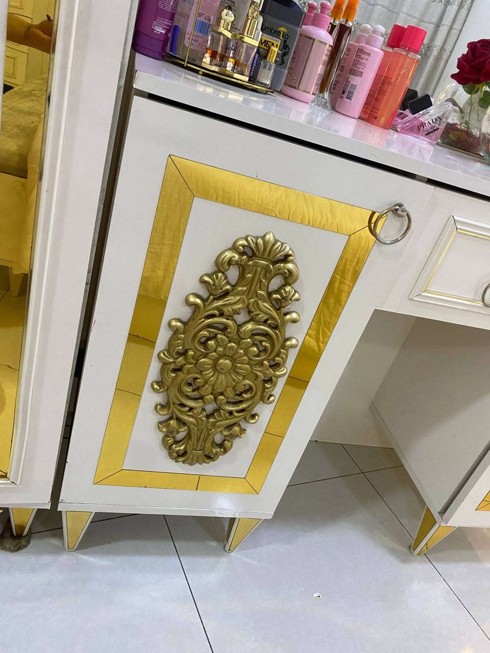 غرفه نوم 8قطع سعرها 500 وبيها مجال مكان بغداد حي الفروسيه والبكريا


**إذا كنت صاحب هذا الإعلان وتريد حذفه لأي سبب، رجاءا أرسل رسالة إلى الدعم الفني**