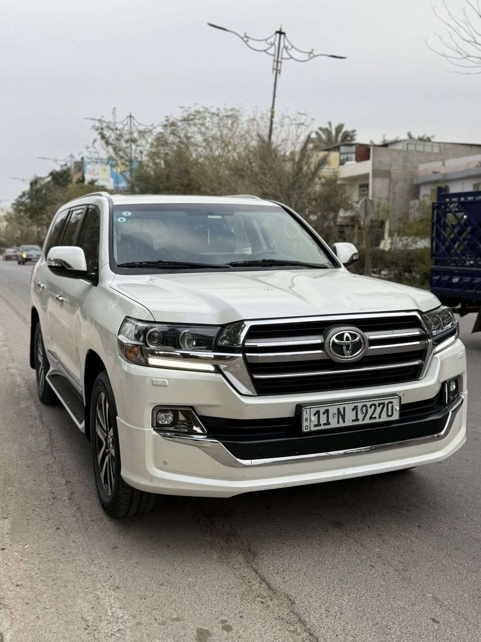 تويوتا لاندكروز19 كراند تورنك اصل 
رقم بغداد بسمي شخصيا 
محرك8 سلندر (GXR)4.600
سياره مكفوله كفاله عامه من صبغ شبر بارد بل بنيد
سياره ماشيه 137
مواصفات 
5بيبان بصمه 
صندوك كهرباء 
شاحن واير ليس  )
تشغيل عن بعد 
كشنات 2 كهرباء
8 ارباك
دشبول الكزز
دبل ماوس 
3شاشات طفايه شعار لاندكروز بل باب 
سياره حيل جديده وحيل حلوه 
سعرها 540وبيها مجال  
مكانها بغداد راشديه 
 ***********
