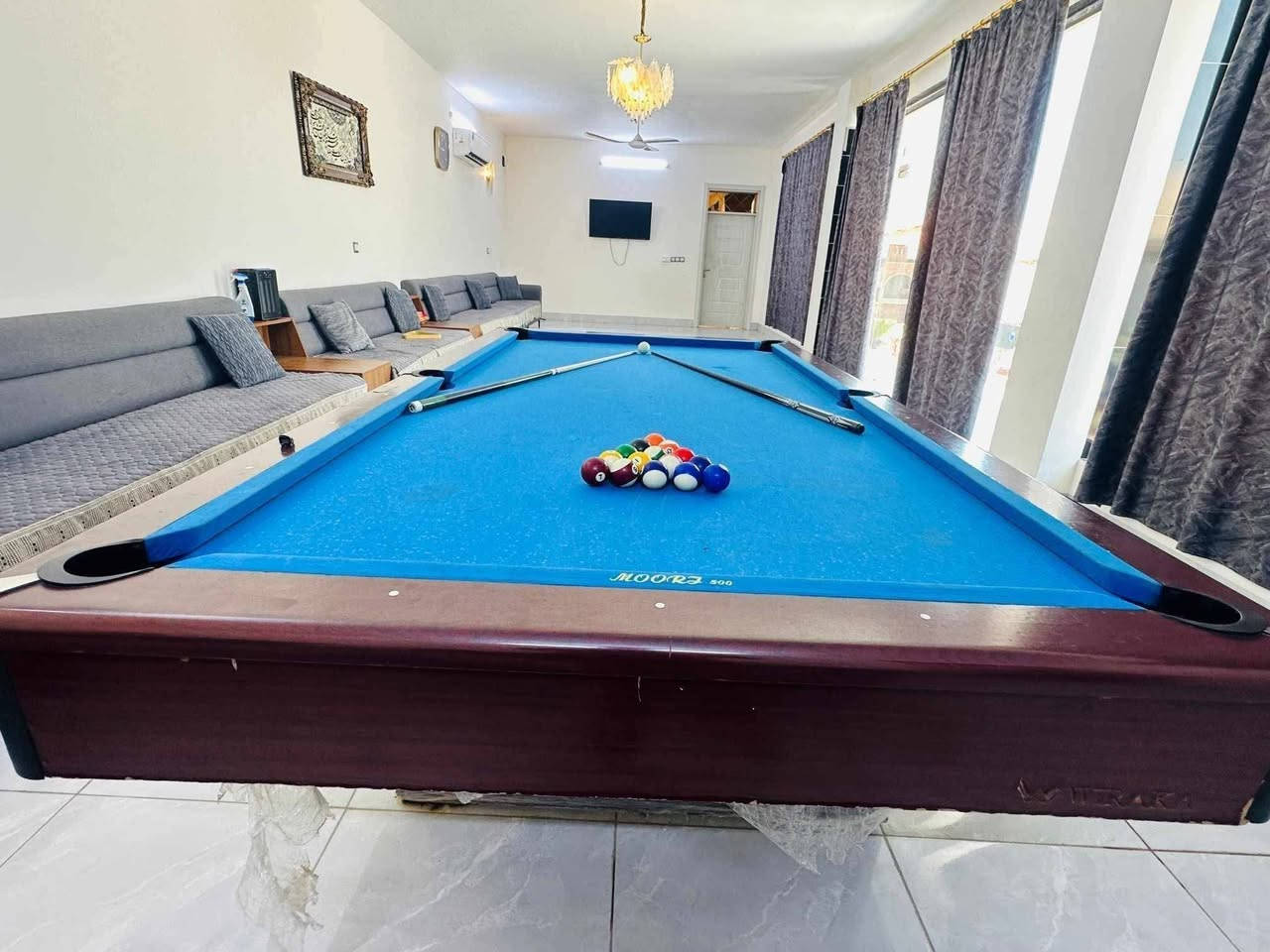 منتجع حلم السياحي VIP الفاخر جداً للشباب والعوائل بانتظاركم!

احجز مزرعتك الآن وتمتع بأعلى درجات الخصوصية!
كل ما تتمناه وأكثر في مكان واحد يجمع بين الخدمات الفاخرة وسحر الطبيعة الخلابة.

مميزات منتجع حلم السياحي:

1. مساحة واسعة (دونم كامل)

2. كهرباء 24 مع مولدة أوتوماتيكية

3. مسبحين منفصلين (أطفال وكبار)

4. ألعاب ترفيهية للكبار (منضدة + فيشة)

5. صالة وغرف نوم مؤثثة ومكيفة + مطبخ 

6. إنترنت 4G سريع

7. جلسات خارجية 

8. حدائق طبيعية وملعب كرة قدم وطائرة 

9. مكان مجهز للشواء

10. كراسي مسبح 

11. صحيات داخلية وخارجيه 

12. تعقيم كامل بعد كل استخدام

13. بناء حديث بالطراز المعماري العصري

احجز، اسبح، اشوِ، واستمتع بأجواء صيفية لا تُنسى!

منتجع حلم السياحي – منتجع العائلة العراقية

الموقع: صلاح الدين – قضاء بلد
للحجز والاستفسار:
***********
***********
