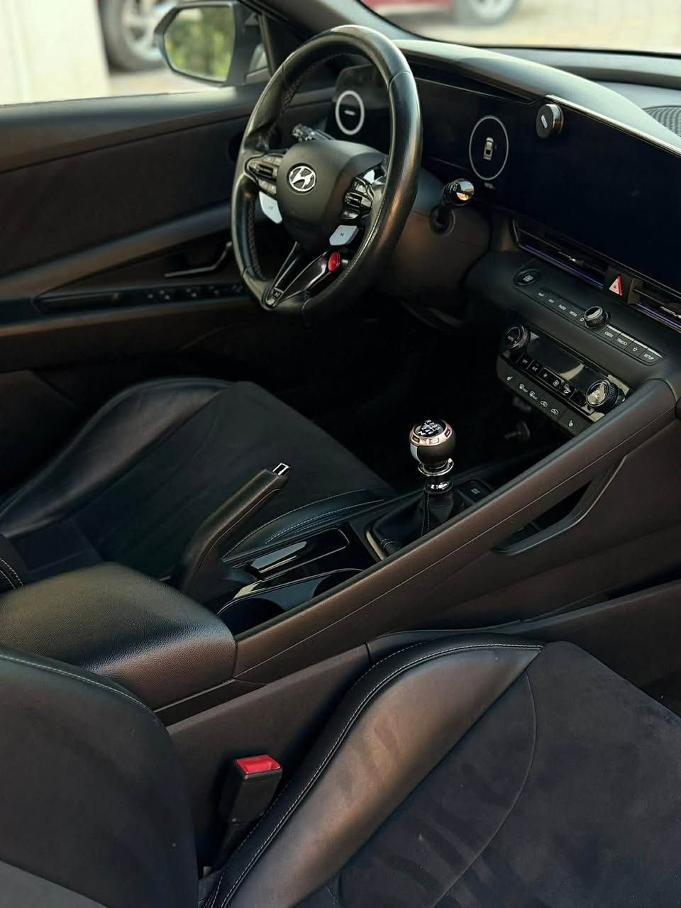 اذا عندك سيارة للبيع راسلنا 
النترا N گير عادي مميزه اتمعن بجمالها بسعر معقول
رقم بغداد جديد مداور ثاني يوم 
موديل 2022 
حادث نصف الصفحة اليمنه بدون دواخل بدون ايرباك ومعدل ومصبوغ ع كد الضربة عليها شوتة رياضية بلكات iridium
مجاول رياضية
تخم بخاخات وكالة جديد 
oil catch can hks
تخم تاير جديد ماليزي 
دسكات بريك رياضية

السعر علق بكلمه تم وسيصلك مباشره بالرد الالي

رقم هاتف صاحب السياره متوفر واتساب ***********
