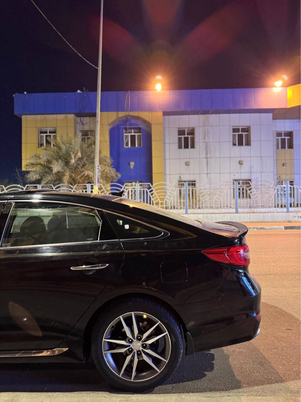 السلام عليكم سوناتا 2015 وارد أمريكي محرك 2000 تيربو فول مواصفات بنورمام قطعتين تبريد جميع المواصفات بيها سنوية ل 27 رقم بصرة حرة مداور ثاني يوم السيارة( بيها تبديل باب السايق وبارد جاملق الخلفي وبارد ب البنيد فقط )
مكان السيارة البصرة ياسين خريبط
السعر 110 
*********** البصرة, العراق
