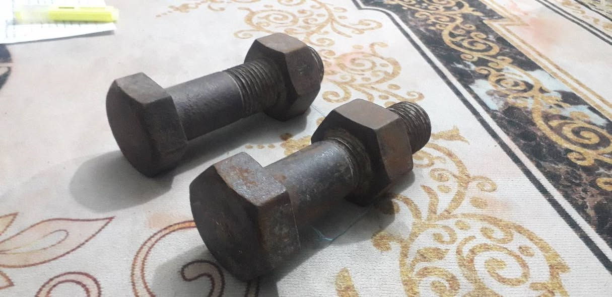 دمبلصات براغي وحده منهن راجع شوي عن الثانيه مثل ما موضح بالصور وزنهن ثنينهن تقريبا ٧ كيلو سعرهن ١٥ الف وبيهن مجال بسيط عنوان بصره حيانية شارع مدرسه الرسالة


**إذا كنت صاحب هذا الإعلان وتريد حذفه لأي سبب، رجاءا أرسل رسالة إلى الدعم الفني**