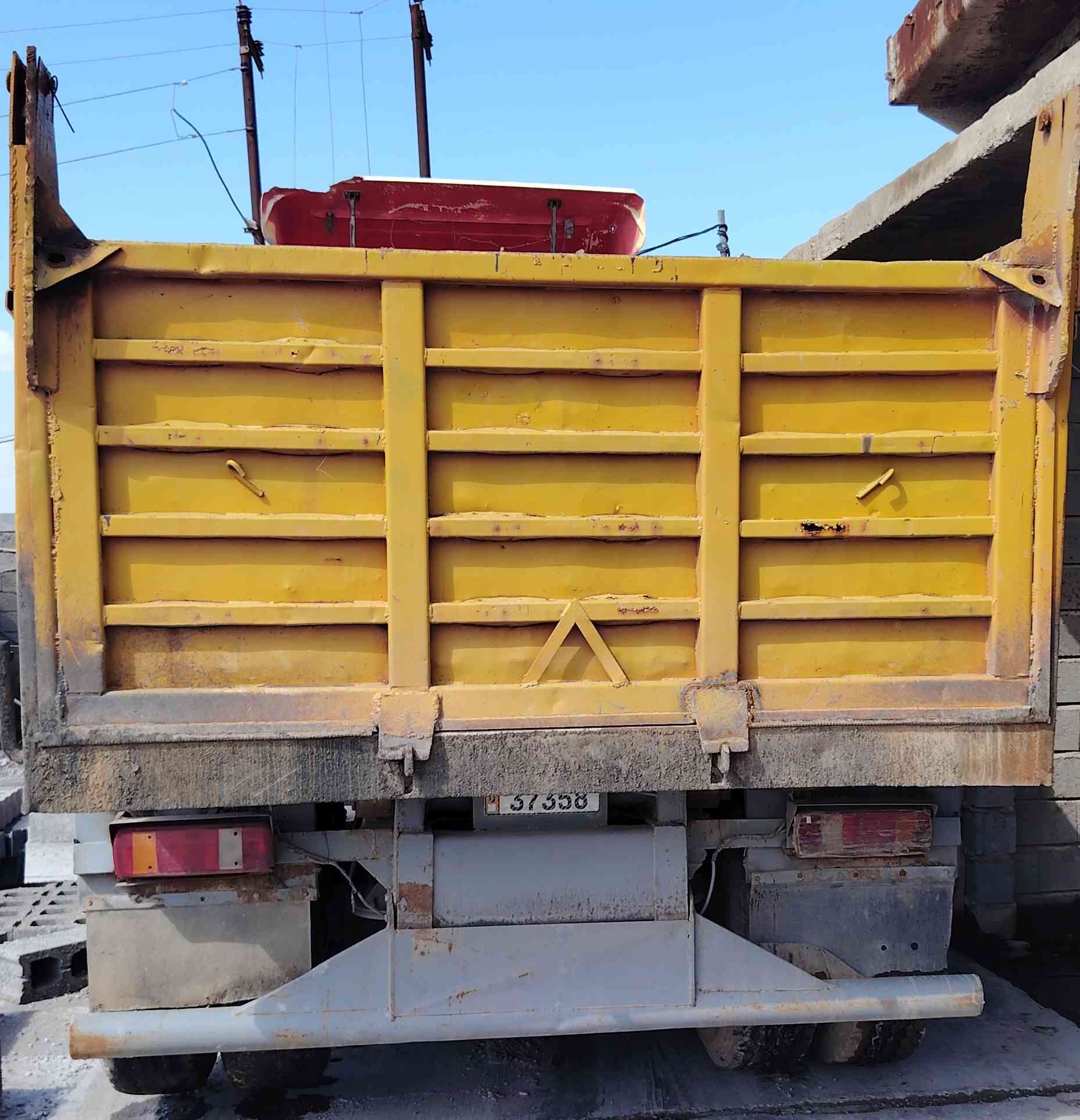 اسلام وعليكم
گلابه سكانيه للبيع موديل 1995
گير 900
محرك 13 فحمي
سنگل چوبلس
رقم جديد دولي كركوك = سنويه 2029
للاستفسار إتصال = ***********
