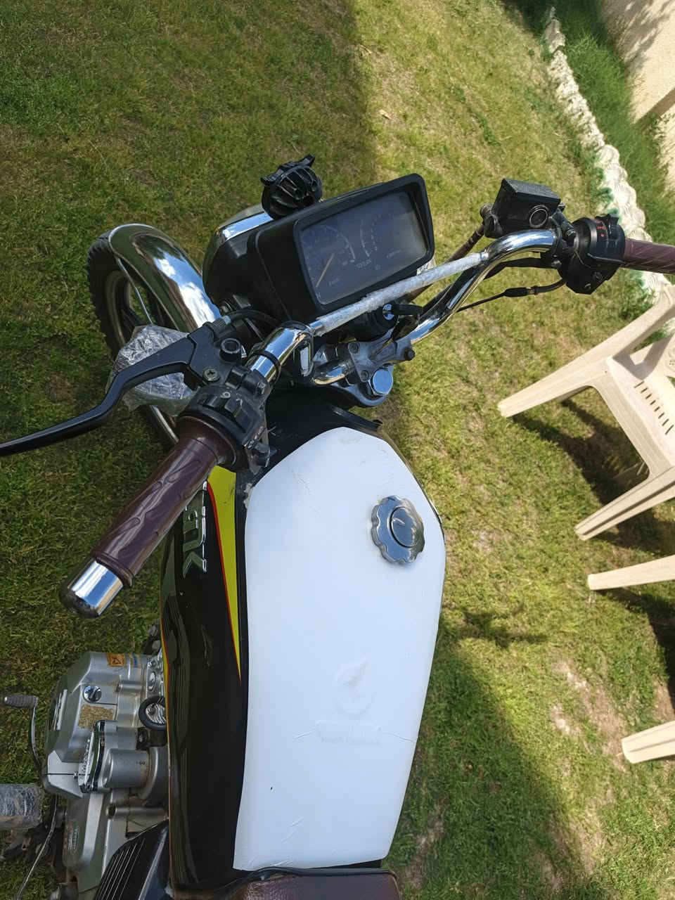 سفانه ٢٣ اوراق مكلف  بنشر
كاملة اوراق دبلات لايت 
مكينه ممفتوحة خرسة
مكانها صويرة شارع الكازينوات
السعر 525 بي مجال
رقم صاحبها 
‏‪***********‬‏
