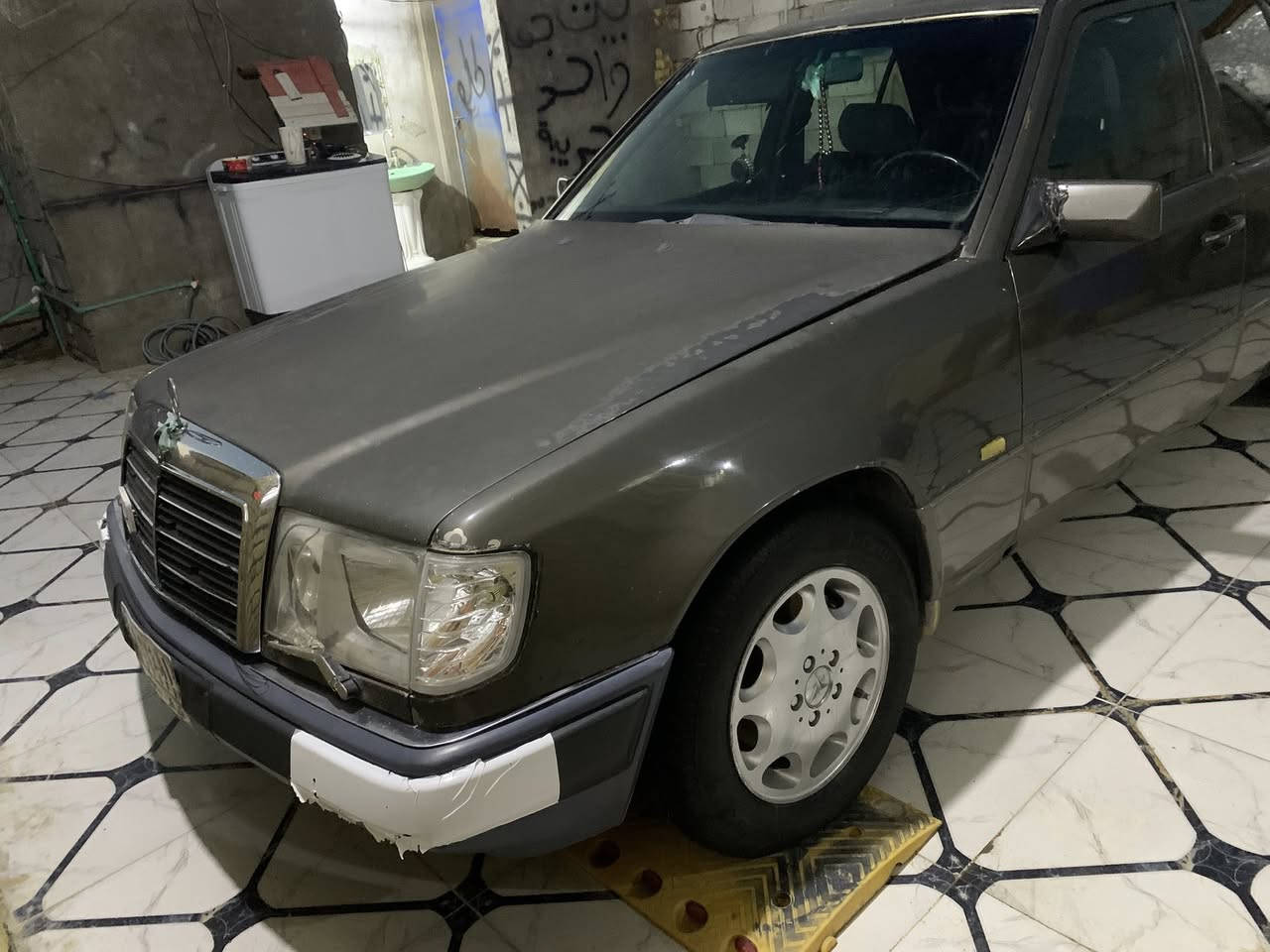 سلام عليكم مارسدس دب مديل 90سياره جاهزه من كلشي حداديه تخم تاير تبريد مكينه وكير خير من الله مكينه 2500ديلكو سياره بسمي رقم ذيقارسنويه منتهيه ركوك سليمات سياره عوزها صبغ بس باقي تفاصل بل خاص ***********
