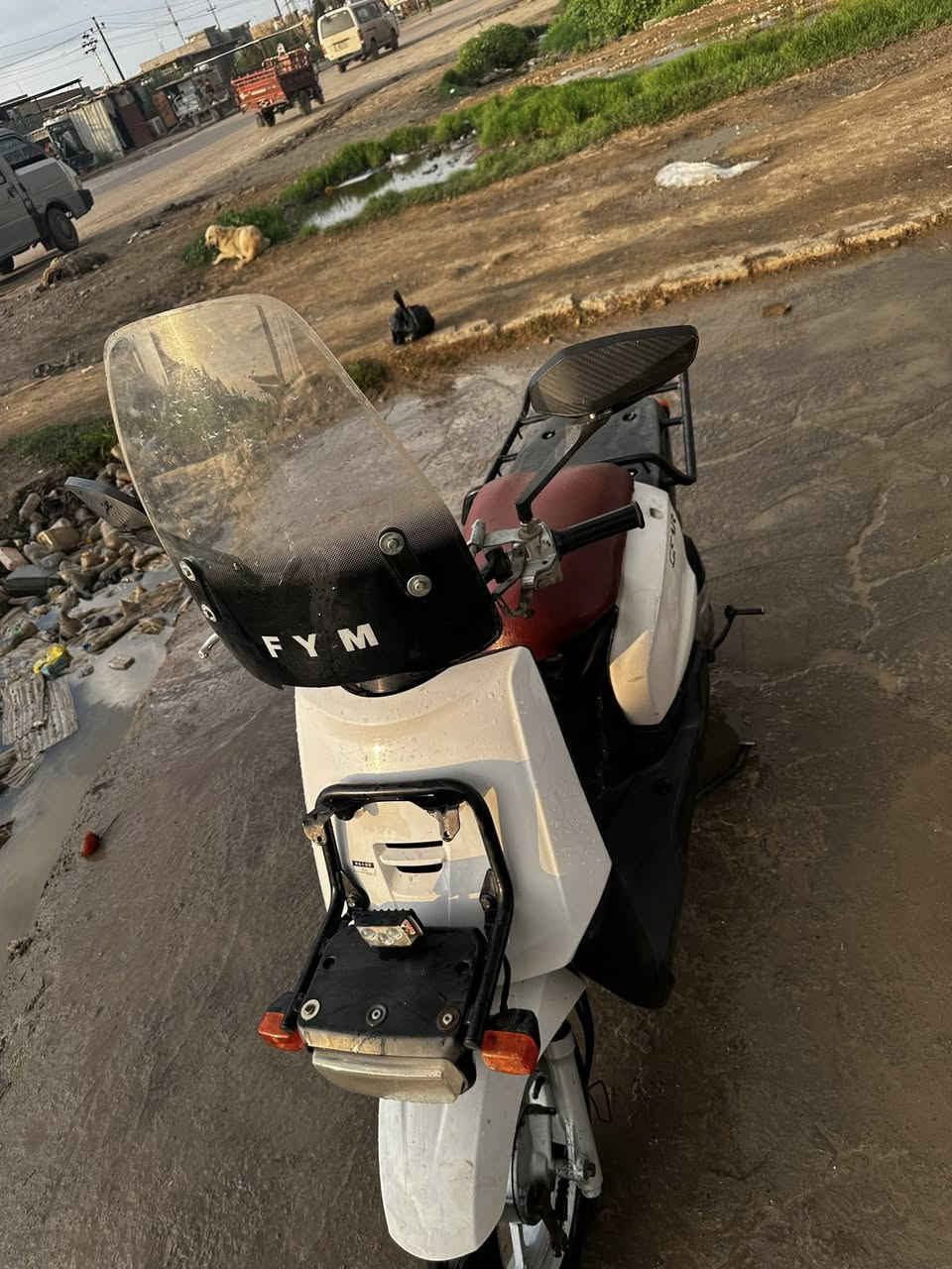 السلام عليكم دراجة بيكم للبيع دراجة كالمة مكملة ما نقصها اي شي مكينتها محورة مال سكنس 140 سعرها 500 وبيها مجال قليل رقمي ***********
