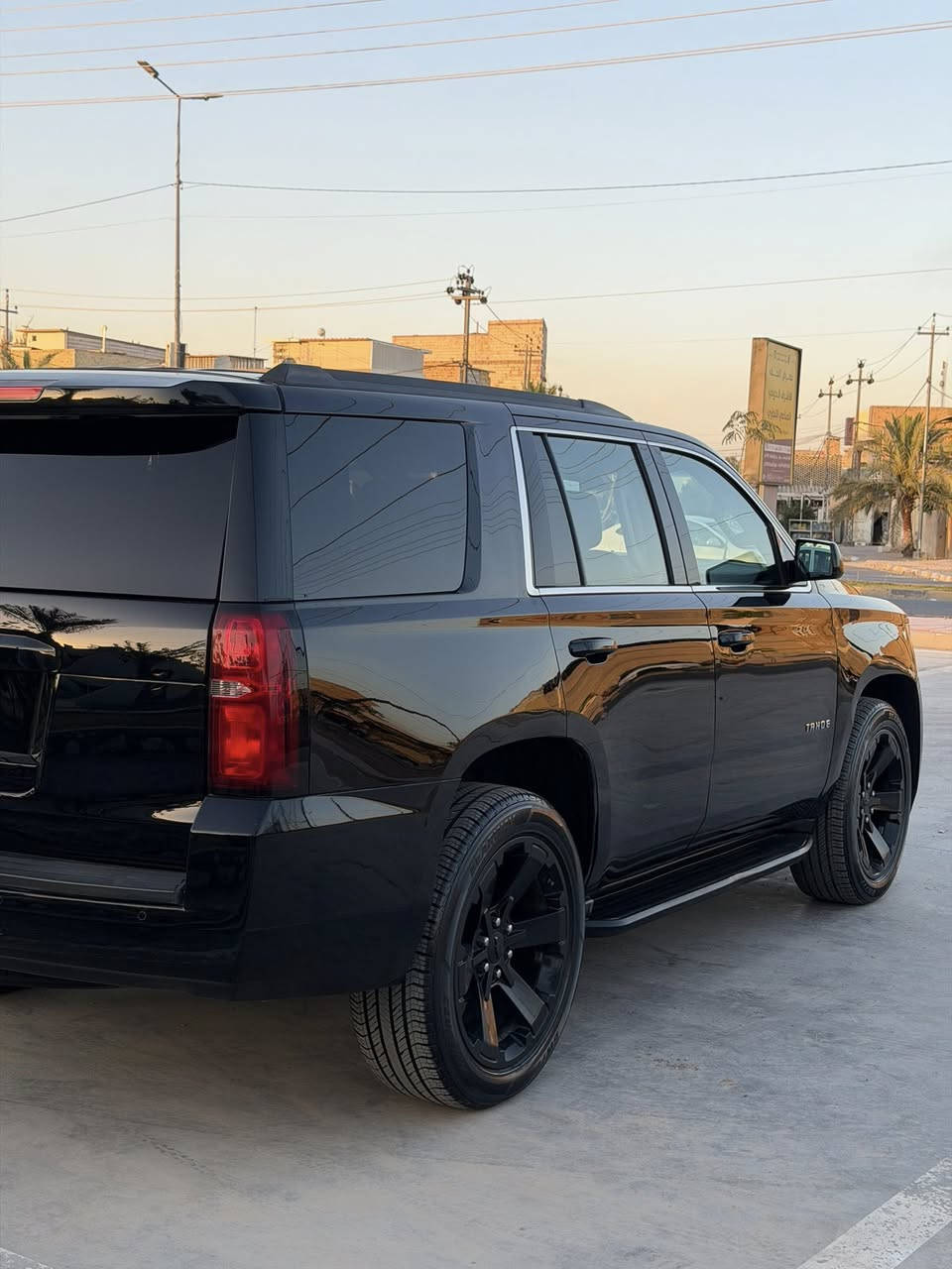 تاهو  2019LT وارد
مكينه 5300 ، V 8 
مكان السياره نجف 
ضرر السياره ع حادث امريكه نفسه 
بابين صوب الراكب مبدلات بلاد 
وصبغ جاملغ الامامي صوب الراكب 
فول عدا الفتحه ، سنويه 
رقم بغداد تحويل ثاني يوم 
***********

السعر 300 $ وبيه مجال
