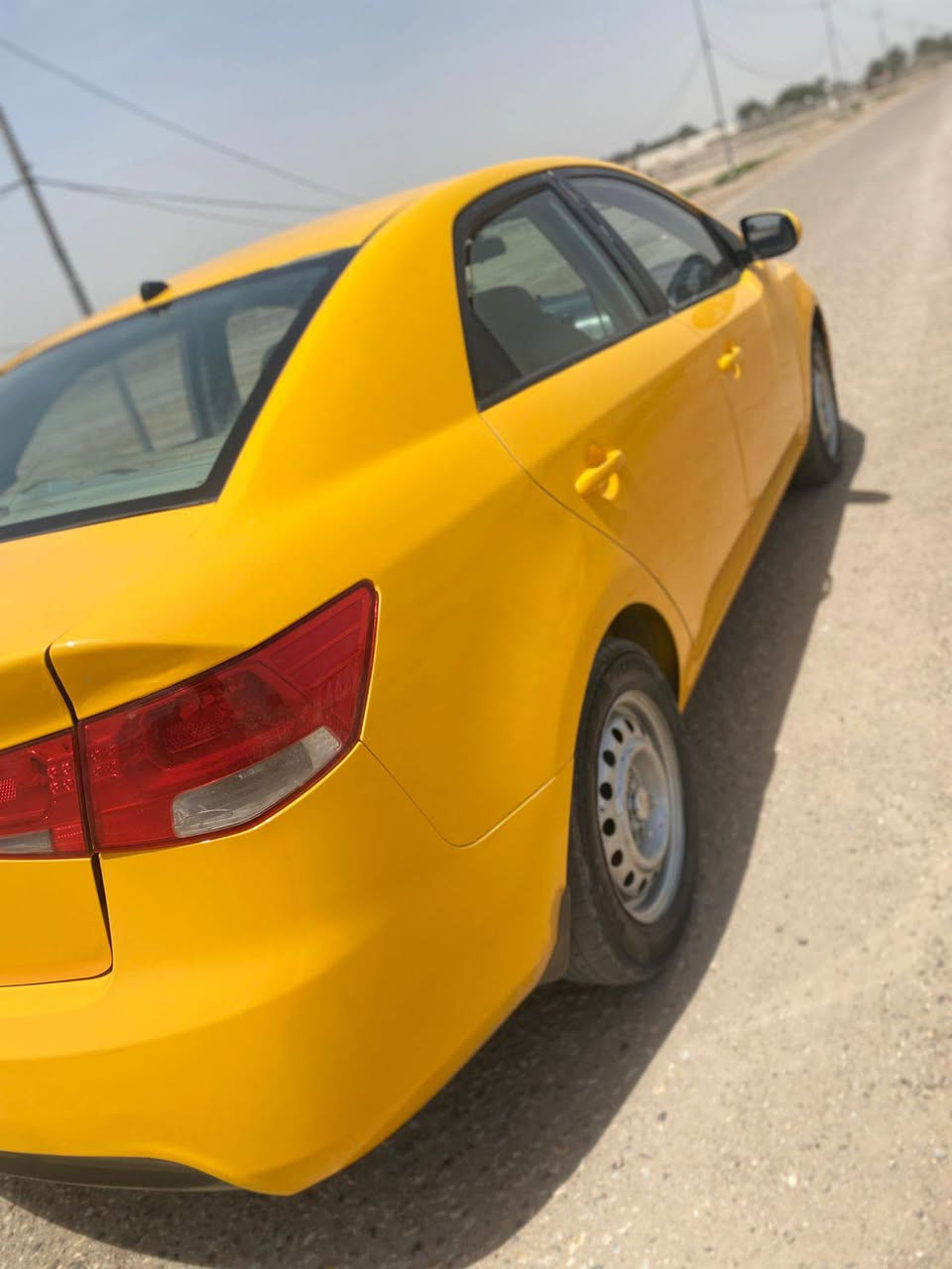 سلام عليكم كيه سيراتو موديل 12 خليجي بسمي مكينه 1600 دوش لا صرف ولا تبخير حدايديه وتبريد وكير كله شغال سياره حلوه ونضيفه ما بيها ايي نقص دحجات من خارج بسيطه بدون تبديل مصفره خط وبحث وجوال سعر 79 مكاني ناصريه غراف رقمي ***********

