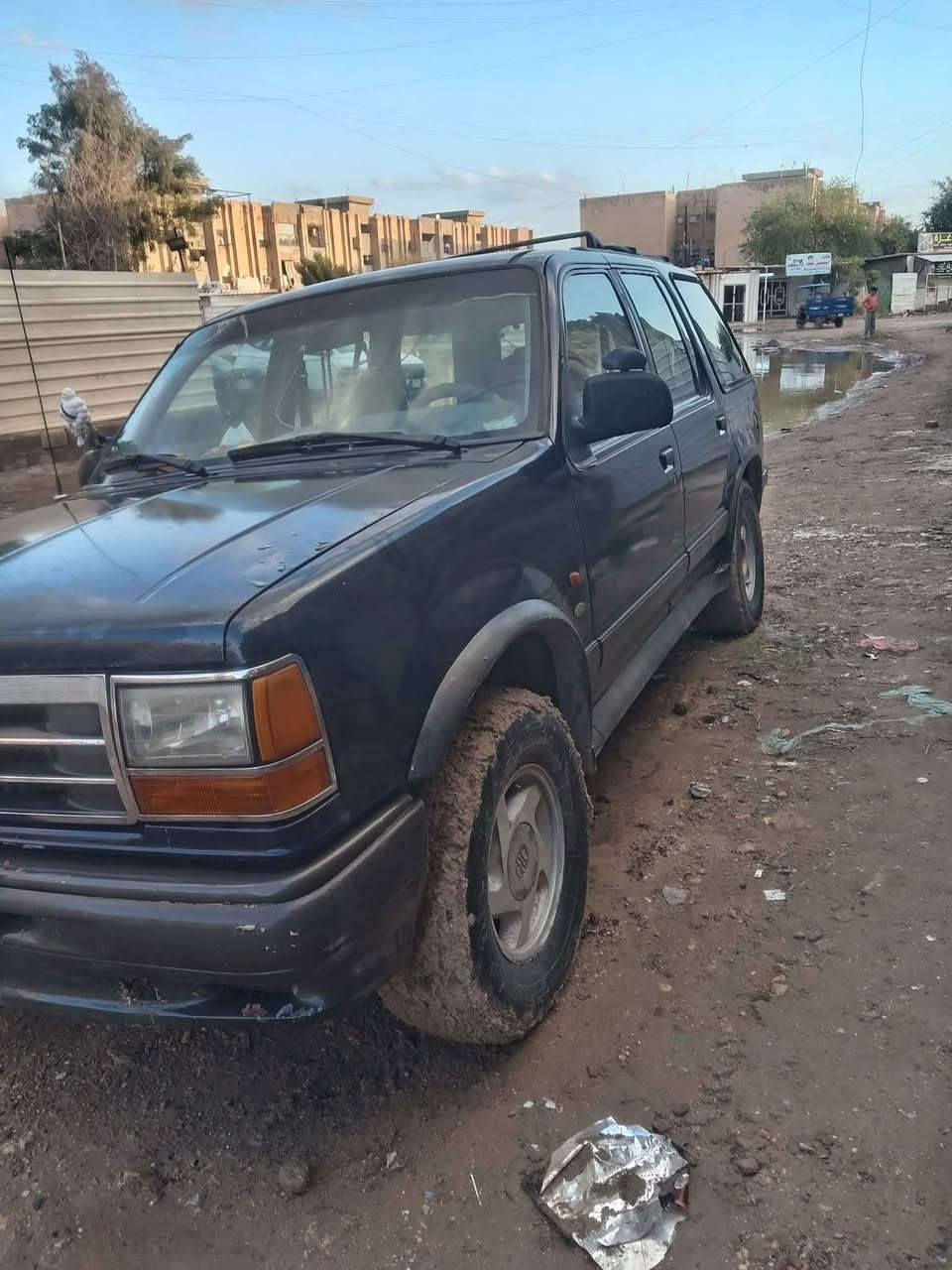 فورد اكسبلور مديل 1993 رقم بغداد بأسمي تحويل بأي وقت مصبوغه حزام بدون ضربه ولا طخه كهربائيات كلهه شغاله كير اوتماتيك محرك سته سلندر السياره كلهه بلاد المحرك بي بگن تخم تاير ابيع واقع حال.بغداد تفاصيل اكثر خابر وتدلل.السعر 40 وبيها مجال***********
