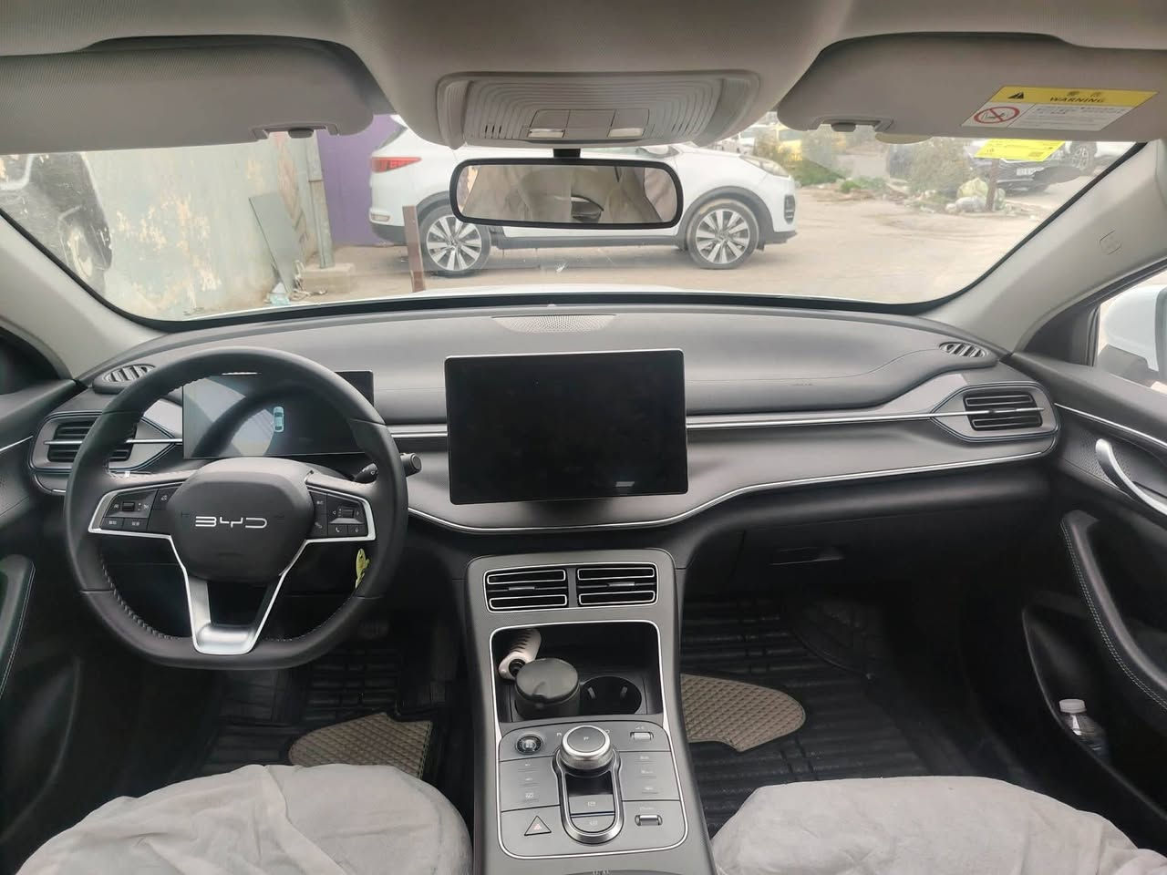 السلام عليكم بي وايدي دستروير موديل 2025 BYD
مكفوله كفاله عامه على وضع شركه
ماشية 13 الف
رقمها بغداد
مكاني بابل الهاشمية 
للتواصل والاستفسار 
***********
