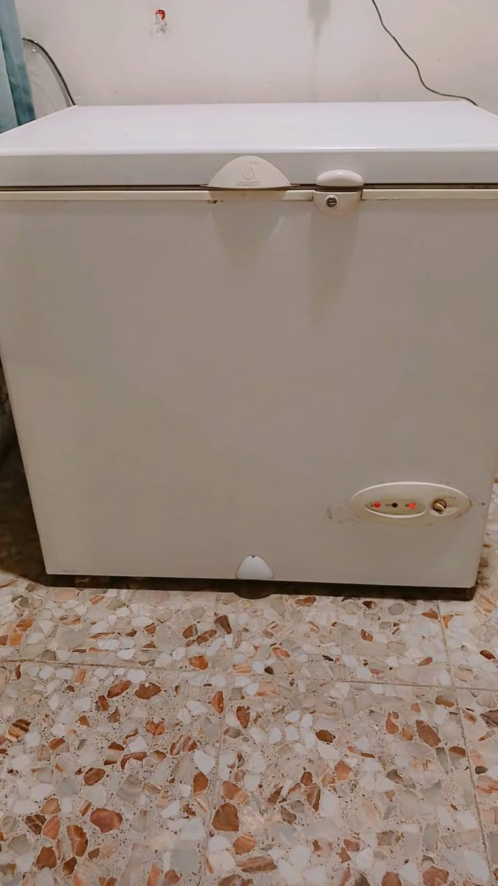 والمجمدة 100
الغرفه التركيه 100
والغساله العادي 100
الغساله الاوتماتيك 250 كلش نظيفه جاهز  بيع مستعجلا اسعار قفل هذني تخم 75
 ***********
