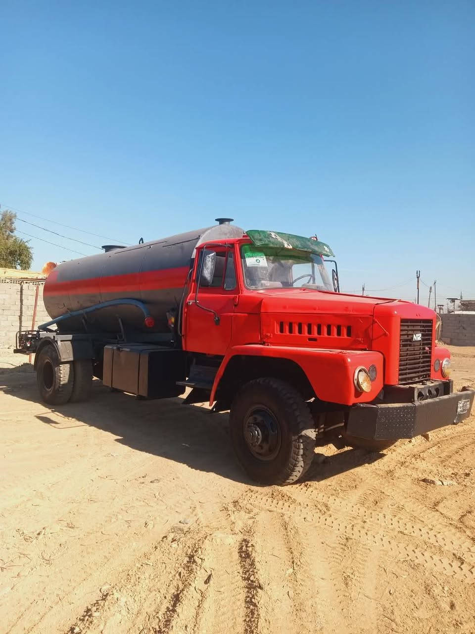 للبيع دنكر ميسيبوشي موديل ١٩٩١ للأستفسار***********
