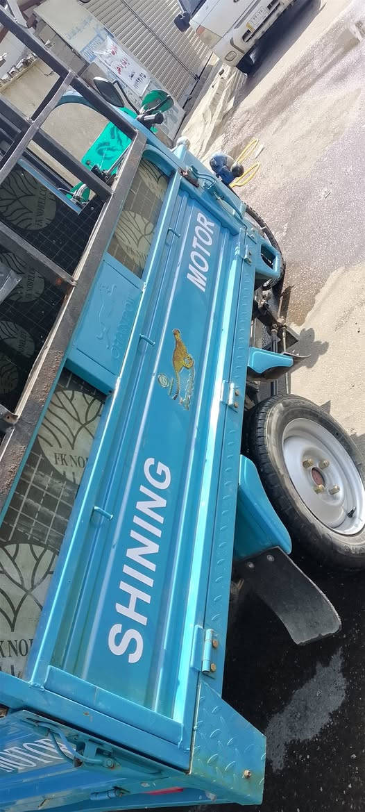 ستوته موديل 25 بدون جمرك شاد ماكينه جديده العنوان بغداد السعر 2300 رقم الهاتف ***********
