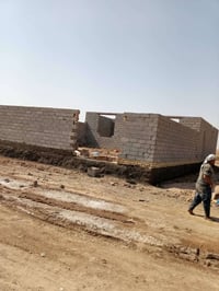 بيت هيكل بلوك ممسكوف زراعي سند 25 بناء جديد مساحته 200متر 07829847751