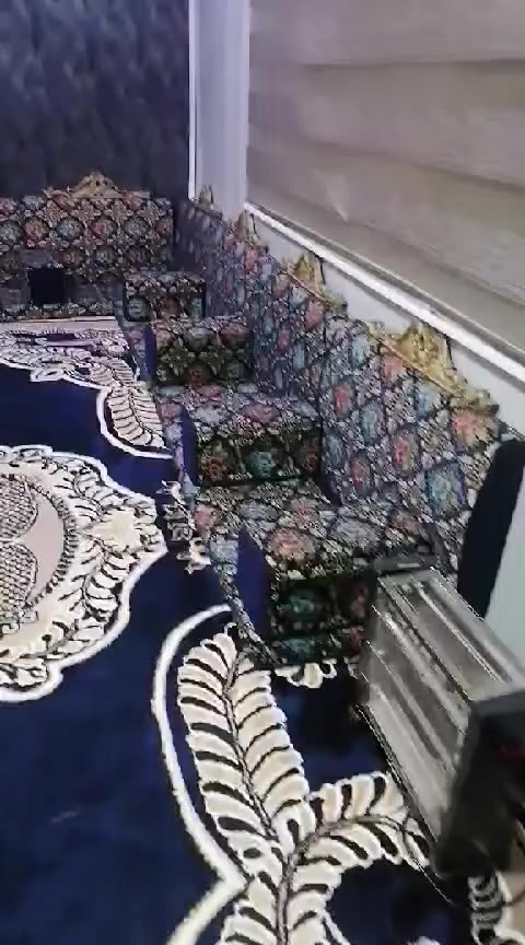 جلسه تاج بعدهي جديده صار النا ٦ اشهر من اخذناها طولها ١٢ متر 
تفاصيل خاص


**إذا كنت صاحب هذا الإعلان وتريد حذفه لأي سبب، رجاءا أرسل رسالة إلى الدعم الفني**