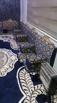 جلسة تاج • ١٢ متر • ٦ شهور