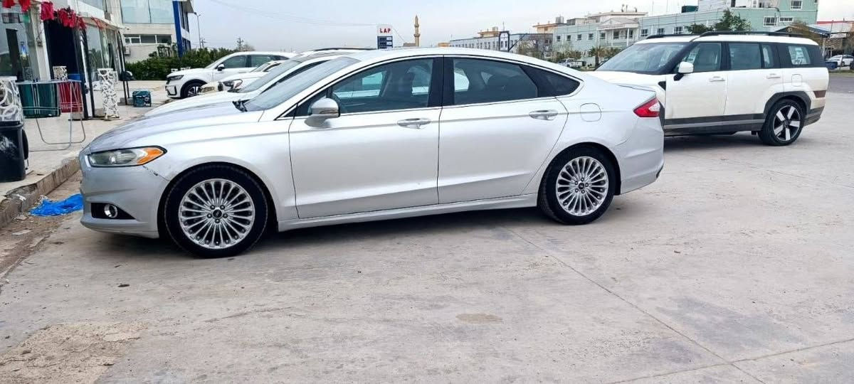 فورد فیوژن مۆدێل ٢٠١٣ سفری شەریکە وەعد کلین تایتلە بێ بۆیاغە دوو جێگا ساردی بچوکی هەیە مواسەفات تیتانیۆم قەپات مواسەفات بێ دەبڵ ئەکسل مەرغوب سڵایت سێ شاشە گێڕ لە سوکان تحکم سوکان بەسمە و شغال دەبڵ بەسمەی بیلاد جامەکان و سڵایت تحکم دەکرێ لە سەر سویچ نرخ 100$


**إذا كنت صاحب هذا الإعلان وتريد حذفه لأي سبب، رجاءا أرسل رسالة إلى الدعم الفني**