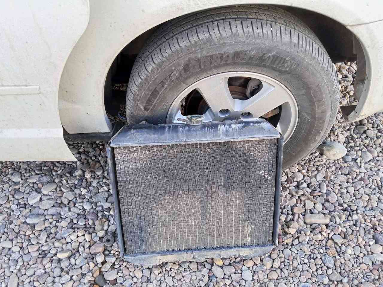 سلام عليكم راديتر شوكية صغيرة للبيع السعر 50 الف نظيف بدون تصليح


**إذا كنت صاحب هذا الإعلان وتريد حذفه لأي سبب، رجاءا أرسل رسالة إلى الدعم الفني**