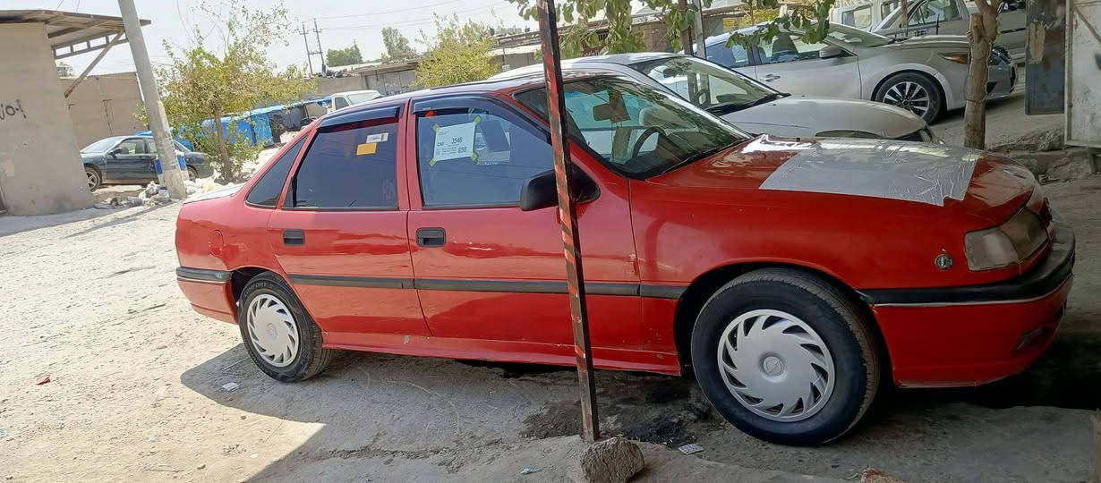 ئؤبل فيكترا مؤديل 90
سةنوي نوية بةشةرتي بةناوكردن
100دؤلار غرامةي لةسةرة  
 گير و مةكينةي بةشةرتة 
تةقةورةقةي بةشةرت 
هيجي پيوة نية يةك جاملغي بؤياخة دةناهيجي نية بةشةرت 
شوين : كؤيية
نرخ : 38$ محامةليكي برايانة 
ژم: *********** كويسينجاك, أربيل
