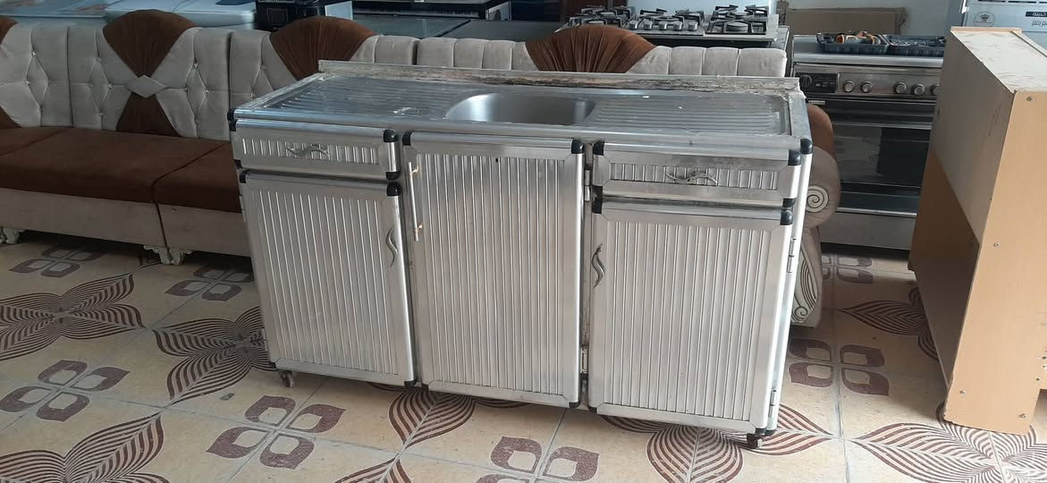 معرض العماد//وصول اثاث مستعمل بشرط النضافه زورونا تجدون الأفضل للأستفسار ***********//*********** كركوك, العراق
